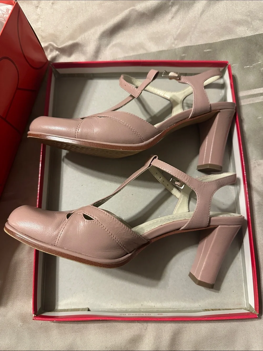 AEROSOLES Blush Pink T‑Strap Slingback Heels